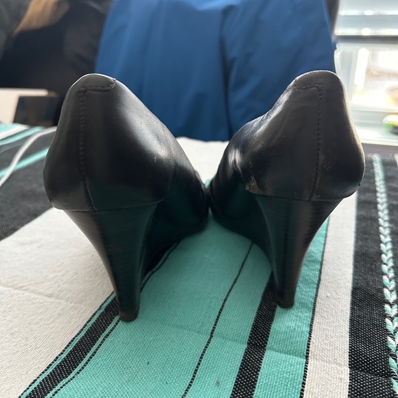 Brown knot wedges - Picture 2 of 4